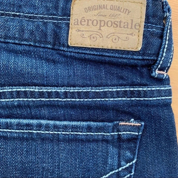 Aeropostale Dark Wash Distressed Jean Shorts - Picture 8 of 10